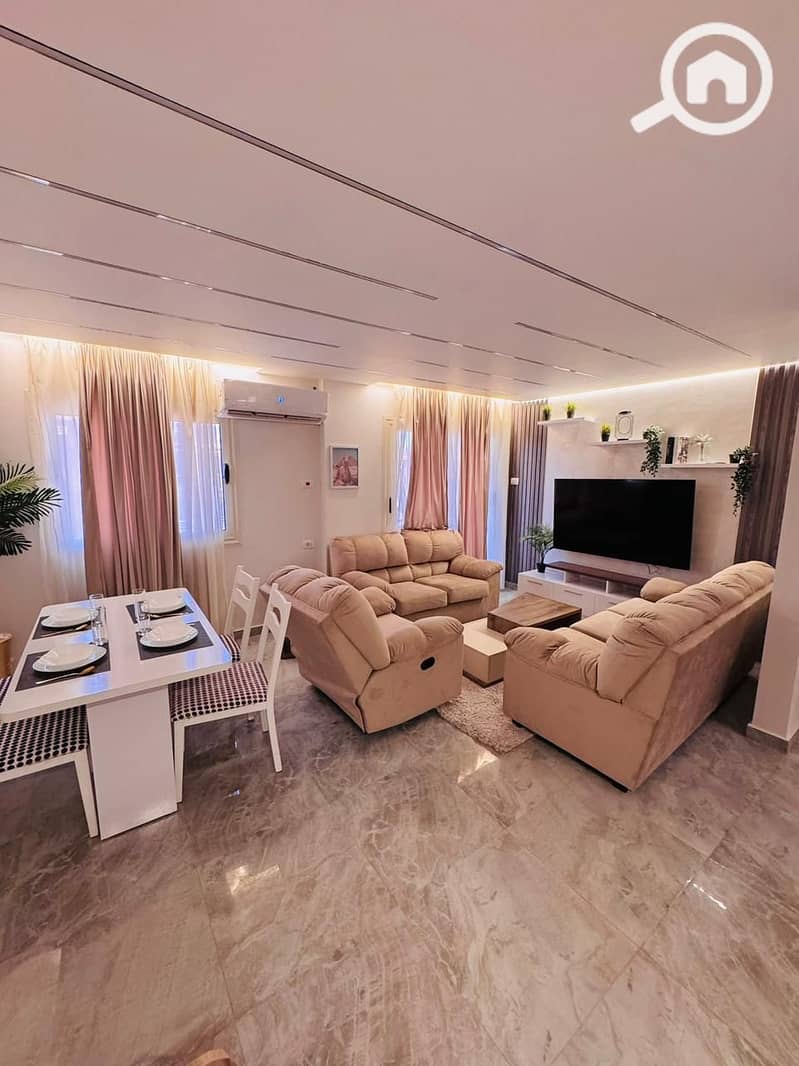 5 7c04e30a-ab07-4eed-9b8c-ce425713fae9. jpg