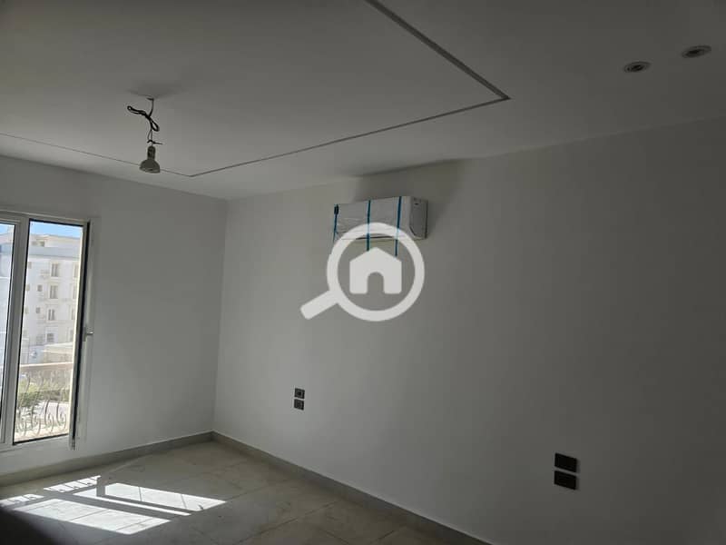 12 WhatsApp Image 2025-11-26 at 12.26. 43 PM (2). jpeg