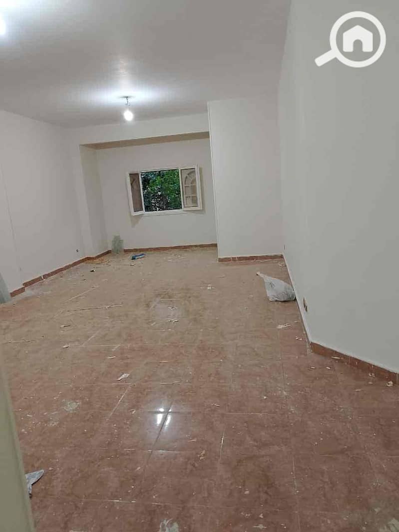 12 231de9b0-e33c-4141-83d8-f3f01eb5563d. jpg