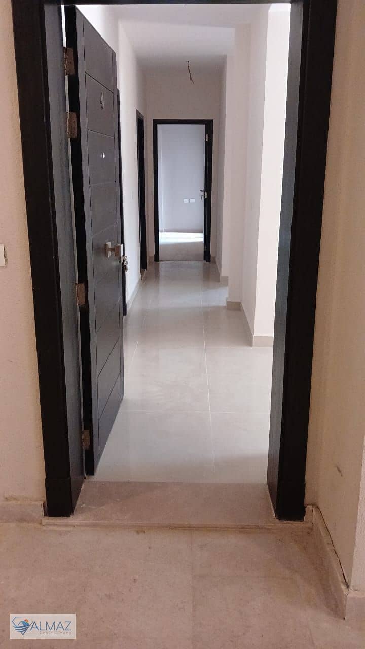 6 WhatsApp Image 2025-10-07 at 11.17. 27 AM. jpeg