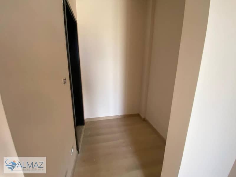 6 WhatsApp Image 2025-11-29 at 1.43. 40 PM (2). jpeg