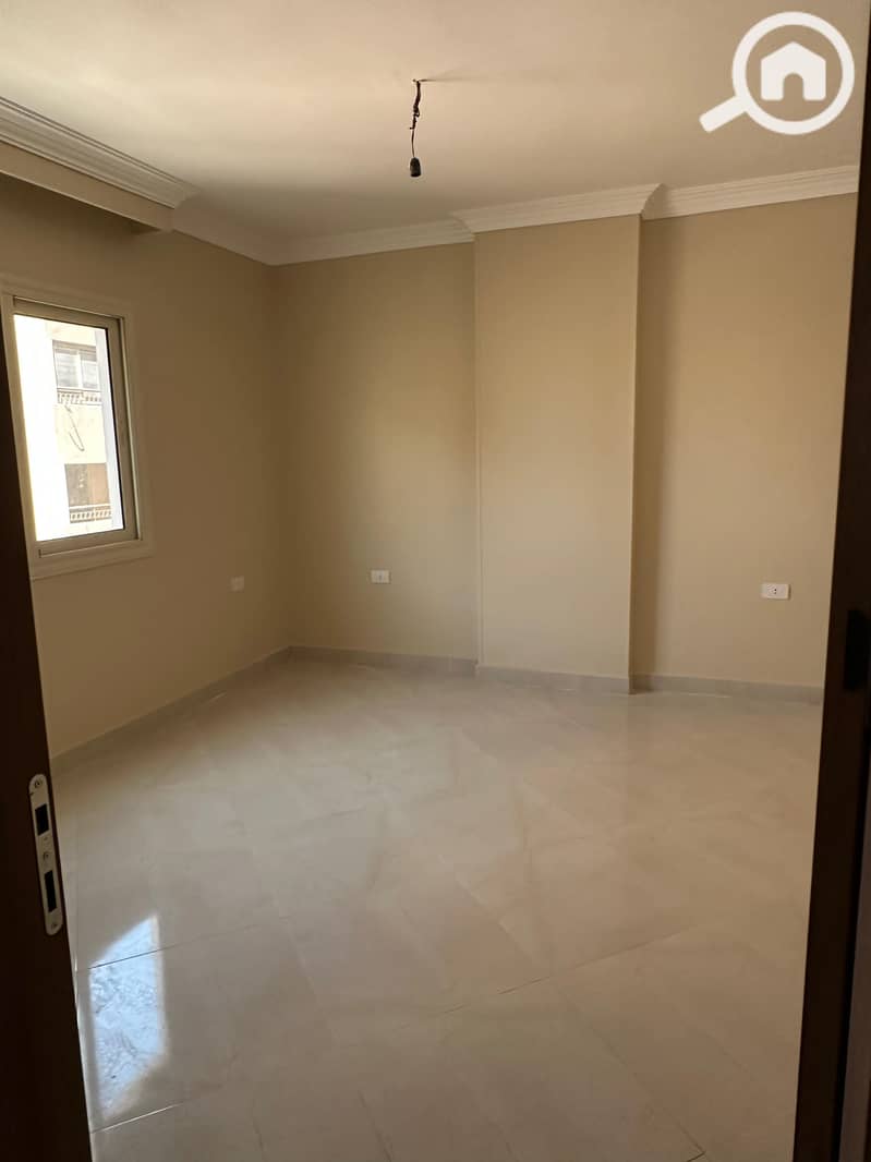 18 WhatsApp Image 2025-10-08 at 5.17. 55 PM (3). jpeg