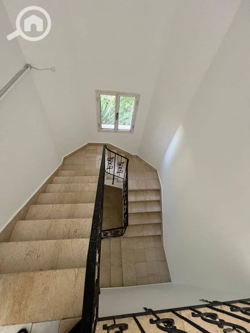 4 WhatsApp Image 2025-11-29 at 1.50. 03 PM (2). jpeg