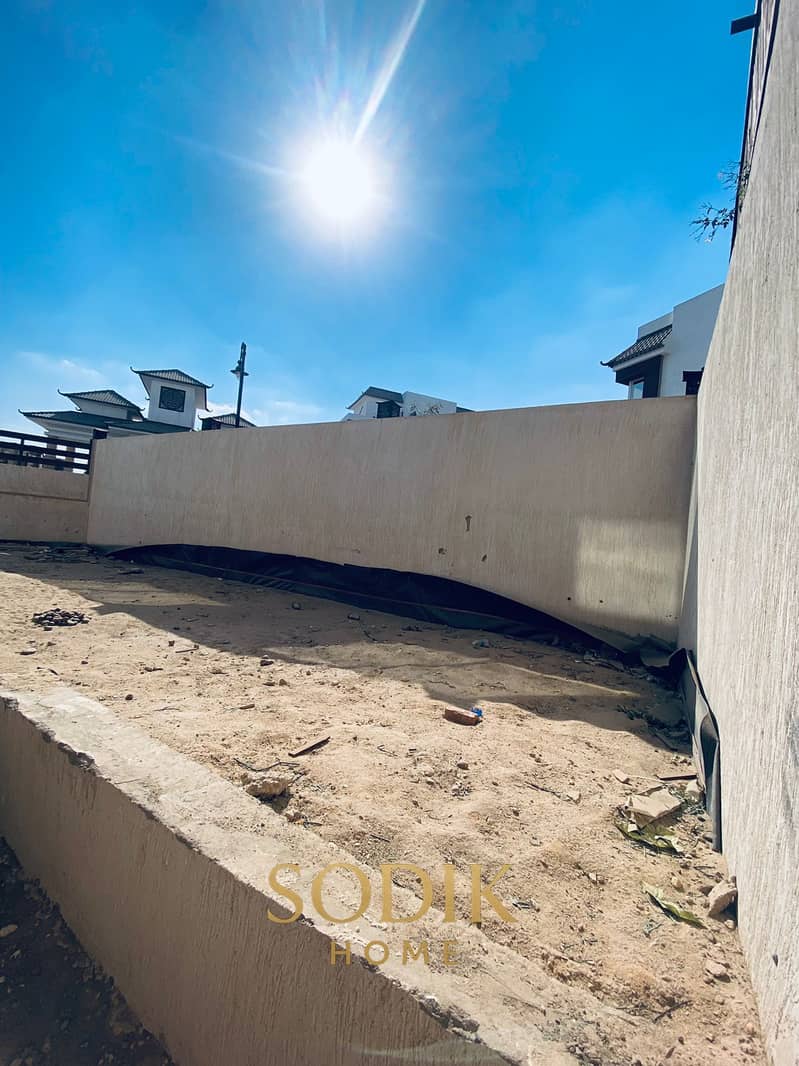 18 WhatsApp Image 2025-10-14 at 3.53. 01 PM (2). jpeg