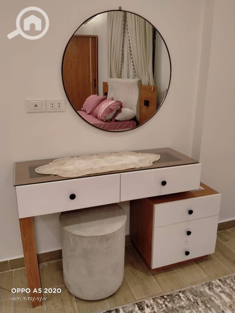 11 178 50,000        . jpg