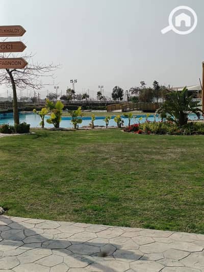 4 Bedroom Villa for Sale in New Cairo, Cairo - 587962691_122203052414047484_5358627041931339459_n. jpg