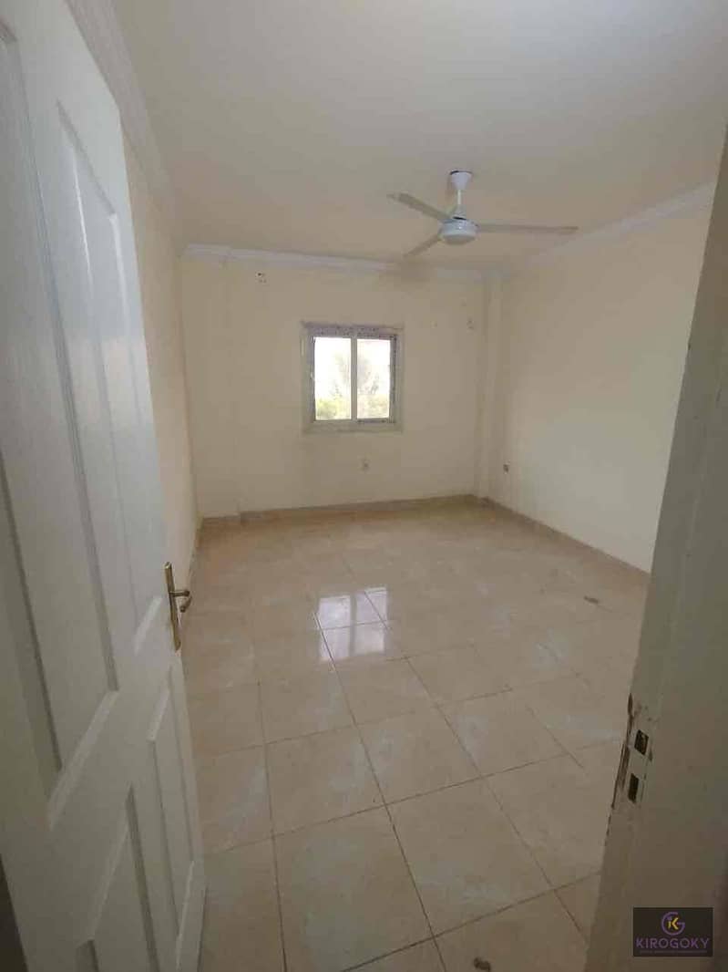 10 cdd592a4-f3b9-4c22-9931-e794944cd0c4. jpg