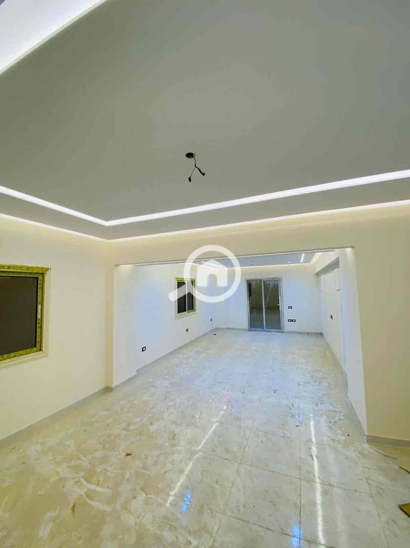 3 402e9e3d-5199-4d10-bc75-7144a5192017. jpg