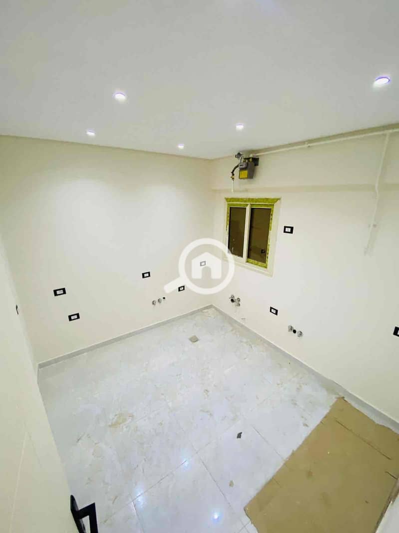 6 17d7bbe3-0e4d-4a25-8035-595fd119148a. jpg