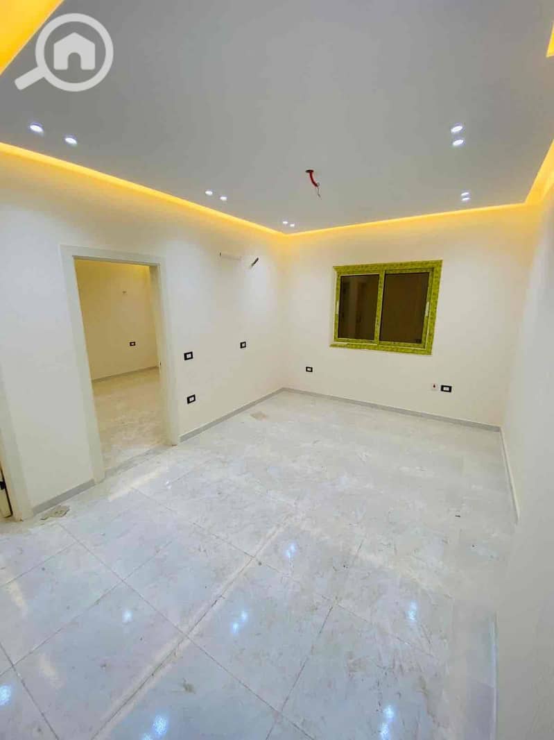 12 5672b2ba-6a19-4f48-8e35-34e39ae2f434. jpg