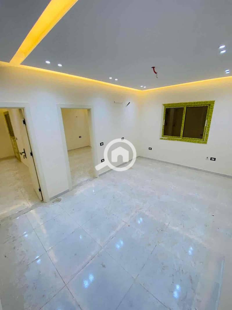 20 b10197b1-dc3c-43fa-8f2e-b1dfc3e9d8c9. jpg