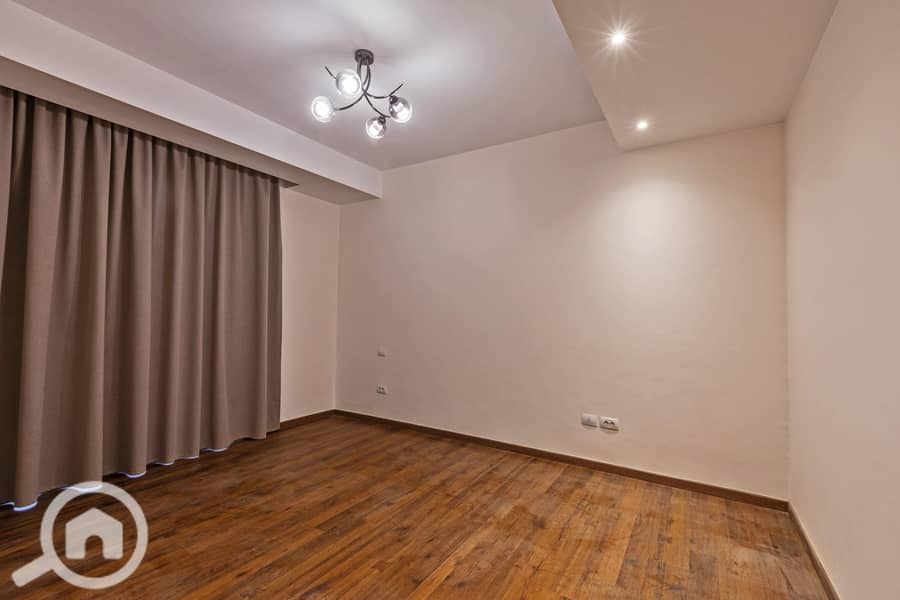 5 WhatsApp Image 2025-11-26 at 4.35. 30 PM (3). jpeg