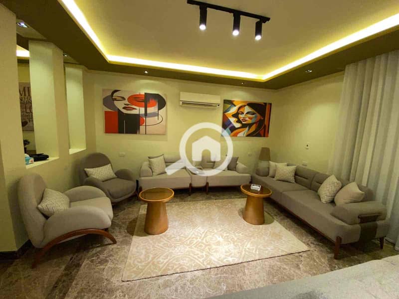 8 e71149c2-2d94-4bc4-92fd-8876db962314. jpg