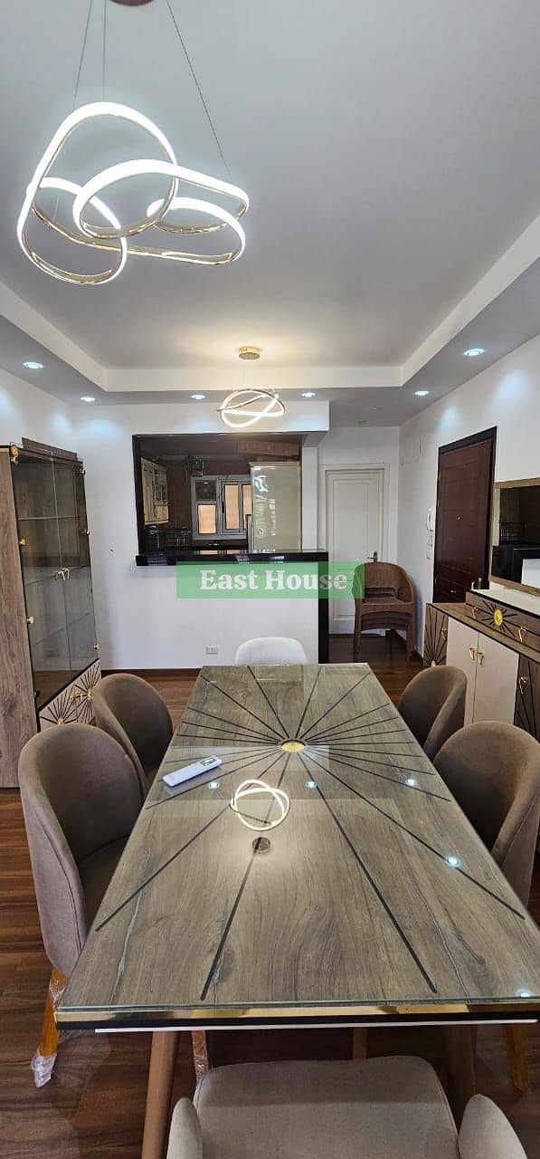 2 9845cab4-00a3-45fb-8d4e-bf5e703b0dc0. jpg