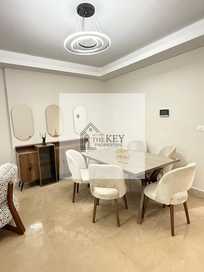 11 760b351a-1bce-443f-8f5b-f986350449a1. jpg