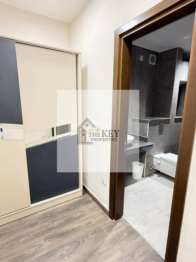 12 14144fa9-31f2-4454-a076-54e947905358. jpg