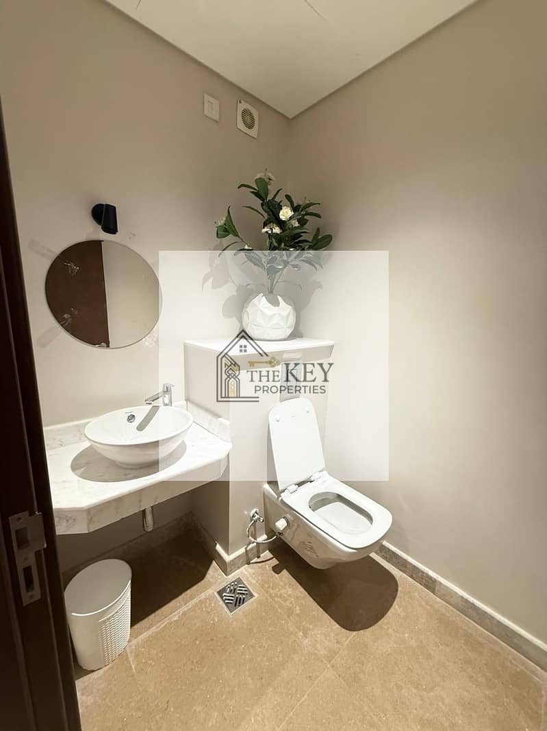 17 0c8be905-26da-4ed1-8b13-77c9d210a0d3. jpg