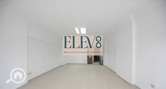 مکتب  للبيع في سموحة، الإسكندرية - PHOTO-2025-11-27-16-43-25 6. jpeg