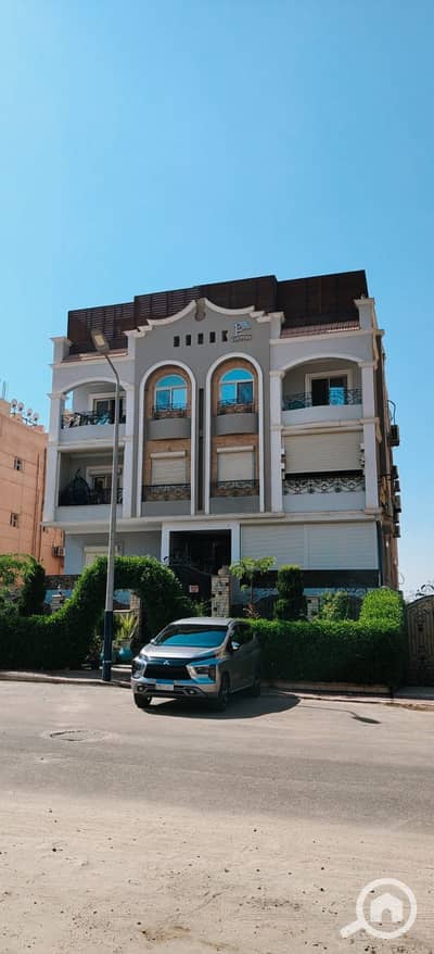 3 Bedroom Flat for Sale in Sheikh Zayed, Giza - IMG-20250824-WA0019. jpg