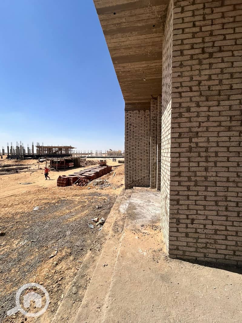 10 WhatsApp Image 2025-09-21 at 14.58. 25_afb330e6. jpg