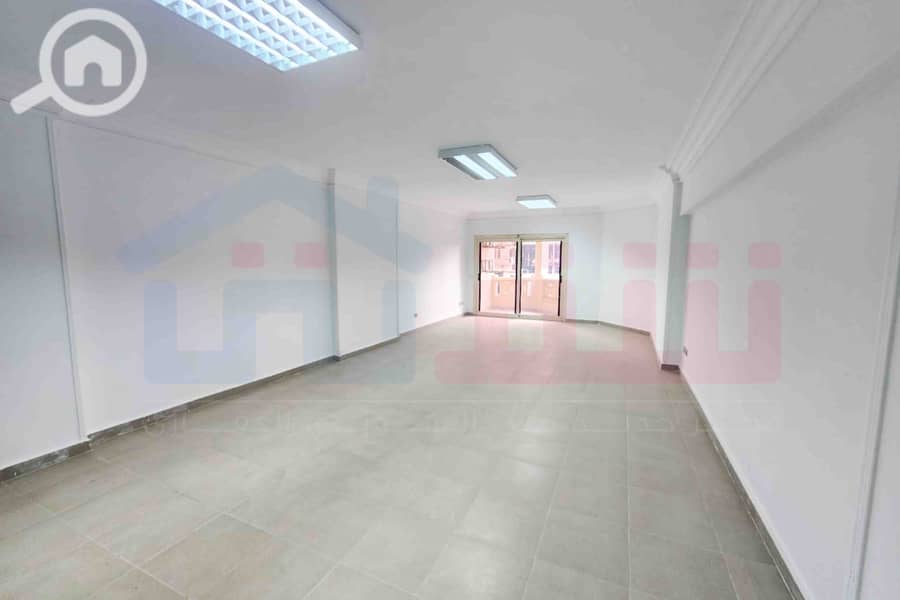 3 WhatsApp Image 2025-11-18 at 18.09. 51. jpg