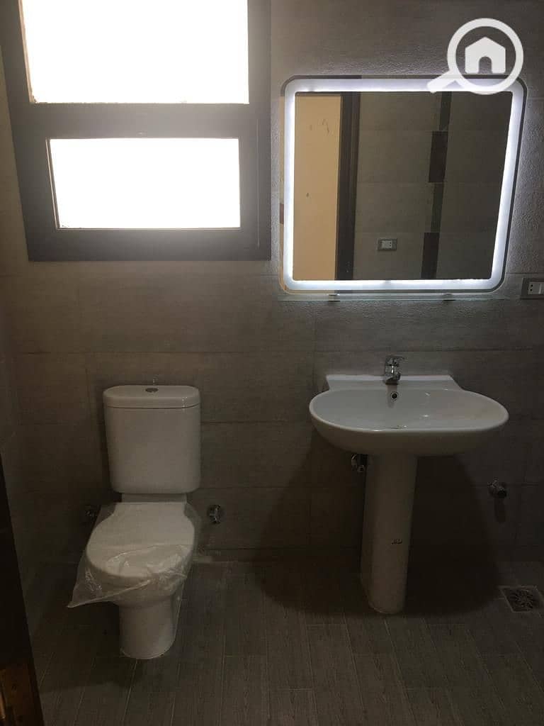 12 WhatsApp Image 2025-11-26 at 4.41. 15 PM (3). jpeg