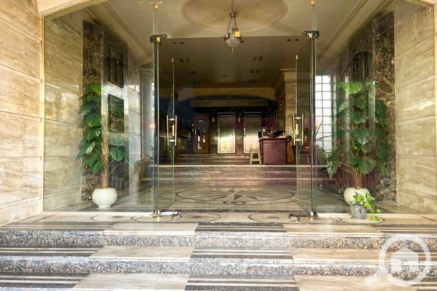 7 WhatsApp Image 2025-11-25 at 13.57. 30 (1). jpg