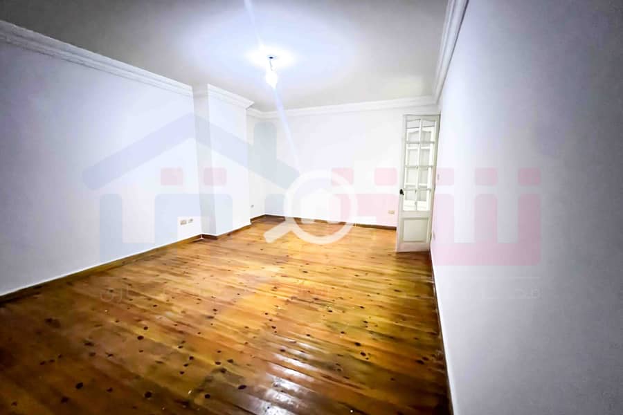 8 WhatsApp Image 2025-11-25 at 13.57. 30 (2). jpg