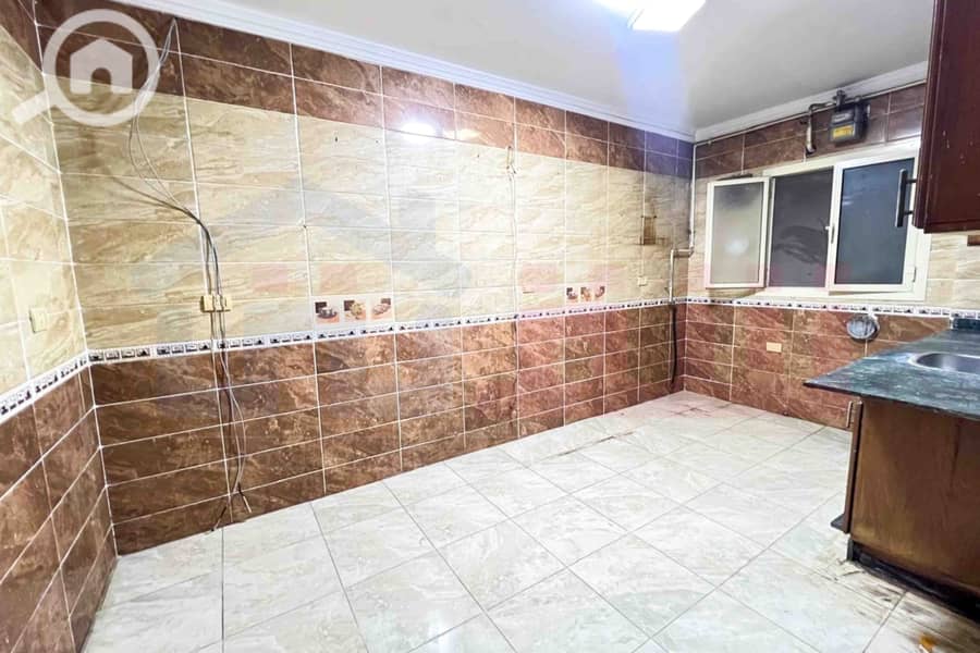 13 WhatsApp Image 2025-11-25 at 13.57. 28 (2). jpg