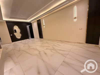 3 Bedroom Flat for Sale in 6th of October, Giza - 02f72654-95cb-49d1-81a2-48aa70671ef1. jpg