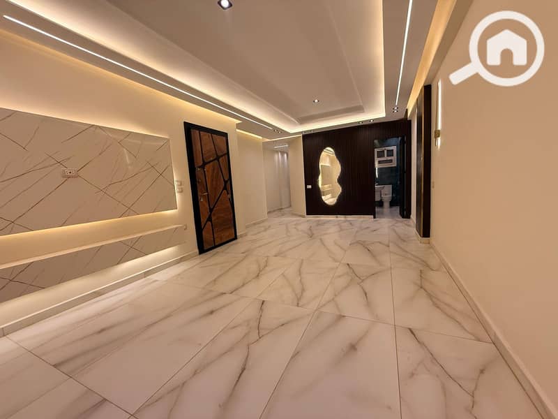 3 3e5b07a8-003c-4f53-9c32-1. jpg