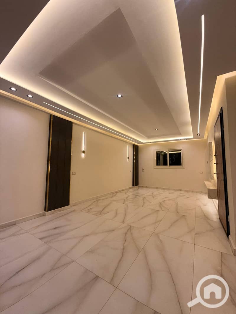 6 bfc56485-11e6-4083-93b1-055855d6af12. jpg