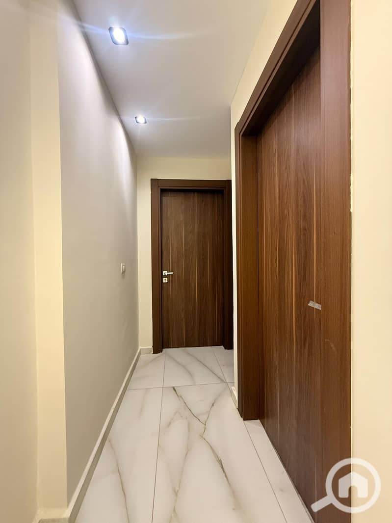 11 6b031ede-ca30-4973-807c-4248d6c0f8e2. jpg