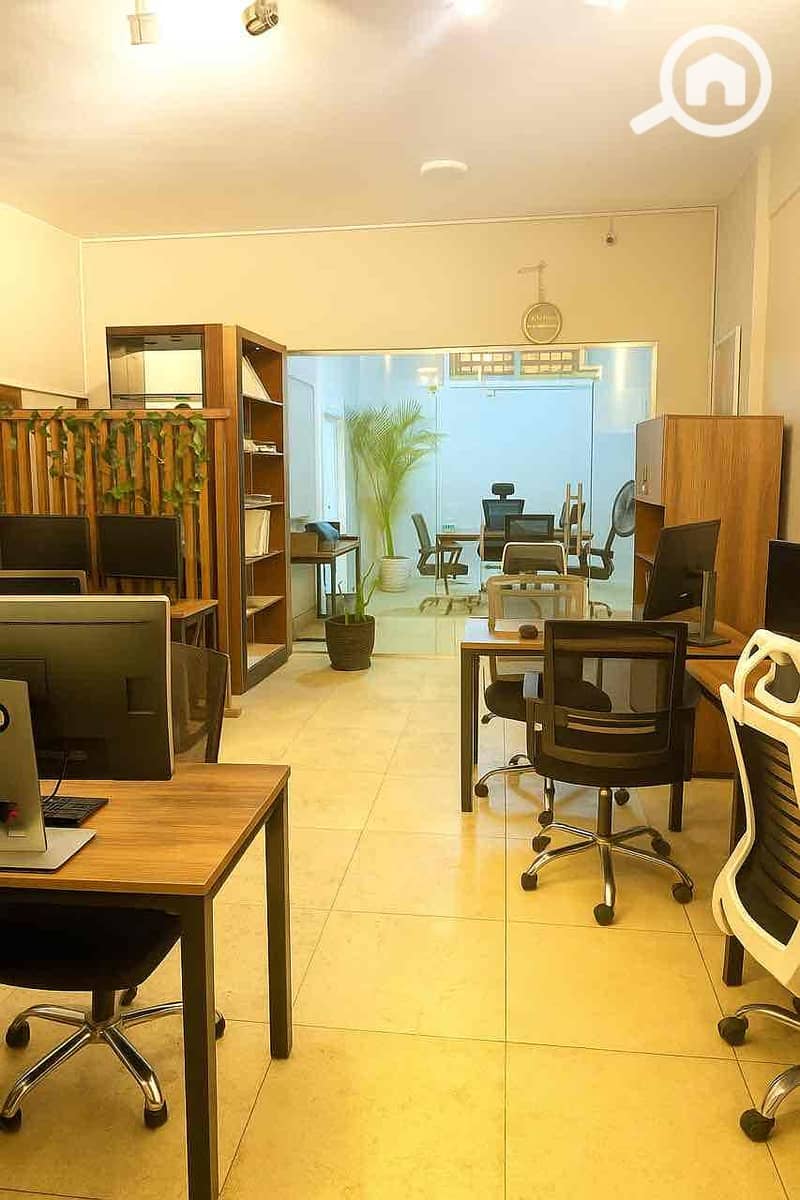 2 2af646a1-5ead-43cf-950f-ddf3a2f13ab1. jpg