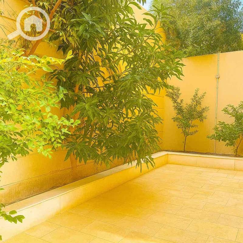 3 9c19640b-cf09-4c1a-9d53-da96ddef796d. jpg