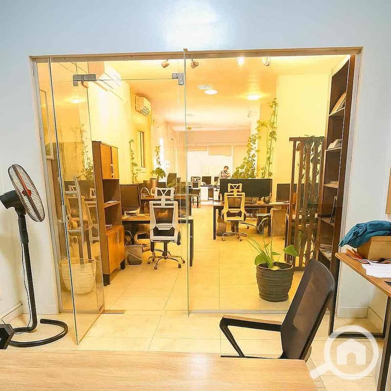 5 136e6cce-0043-4165-a306-0d854d18f759. jpg