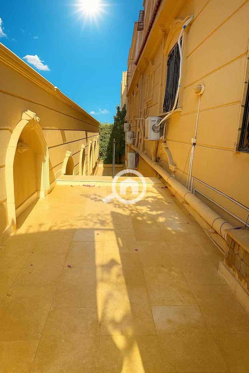 6 f72126b8-241a-43b8-8270-049acd1a70b5. jpg