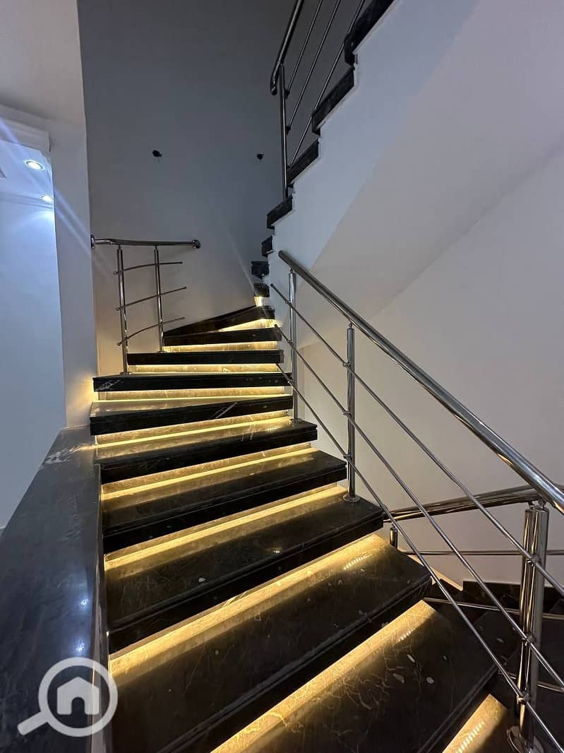 4 26de68dc-efc0-429f-9513-00964d7ad8b3. jpg