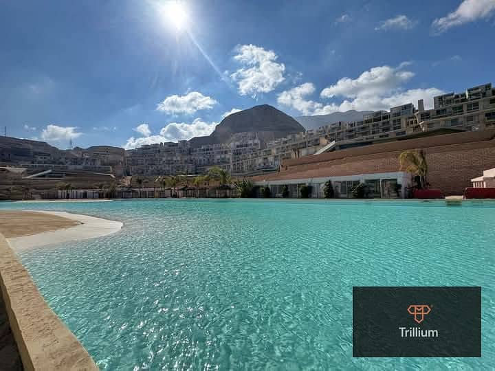 8 496401385_649656678117313_7614786313310942767_n. jpg