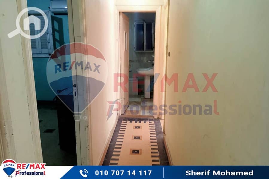 3 8f6146d7-ece9-49cb-b995-684a9b40aa09. jpg