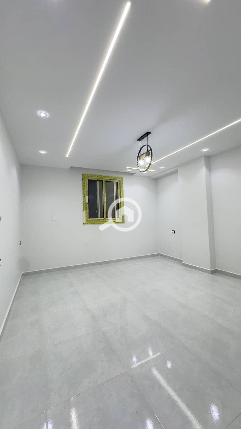 6 WhatsApp Image 2025-11-29 at 1.36. 02 PM (1). jpeg