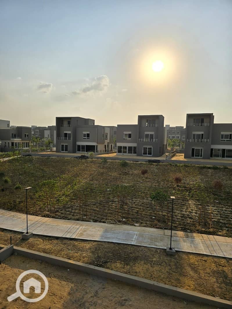 7 WhatsApp Image 2025-01-09 at 17.57. 50_d6464084. jpg