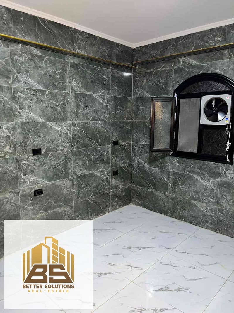 8 e8afbfc4-ceeb-46a5-9afe-fb830b4bd18d. jpg