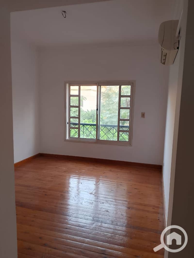 4 51e567de-8a62-4a96-99f3-1078f19bd687. jpg