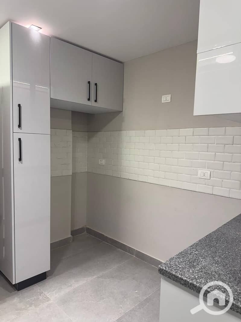 6 WhatsApp Image 2025-11-29 at 15.59. 10_fedbdd45. jpg