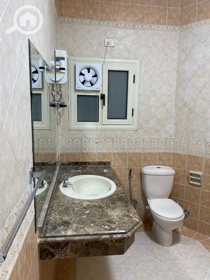 11 IMG-20251126-WA0338. jpg