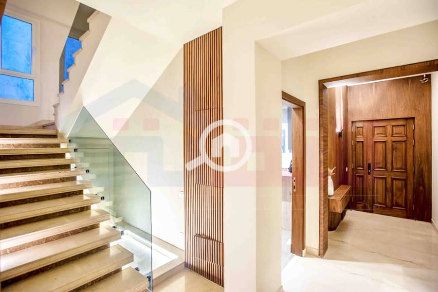 13 WhatsApp Image 2025-01-01 at 11.06. 11 PM. jpg