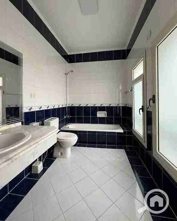 10 FB_IMG_1764413850263. jpg