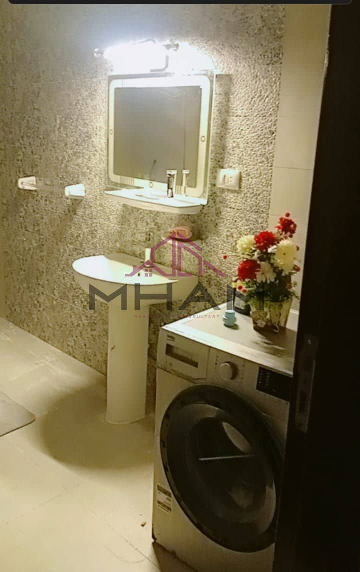 10 photo_5855166711361899498_y. jpg