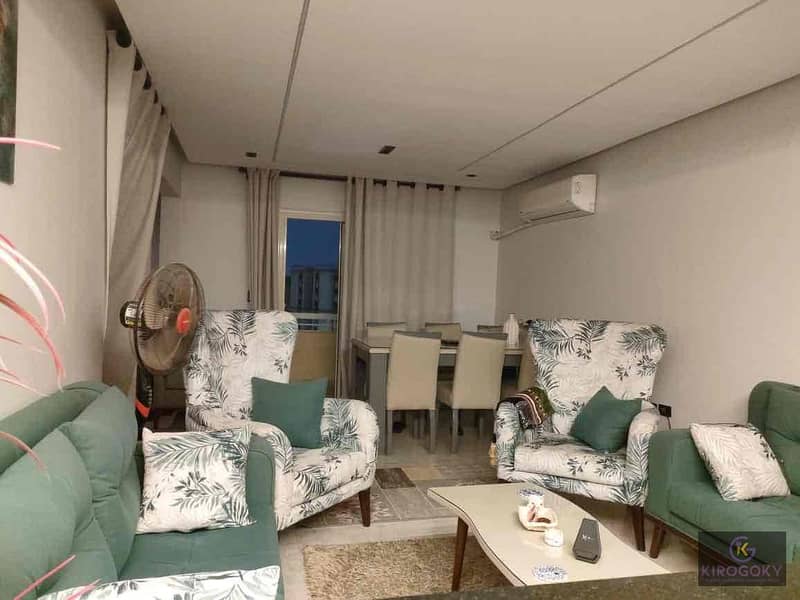 4 3cc5270f-81bd-4f6e-bb5e-ceb20f2f1acb. jpg